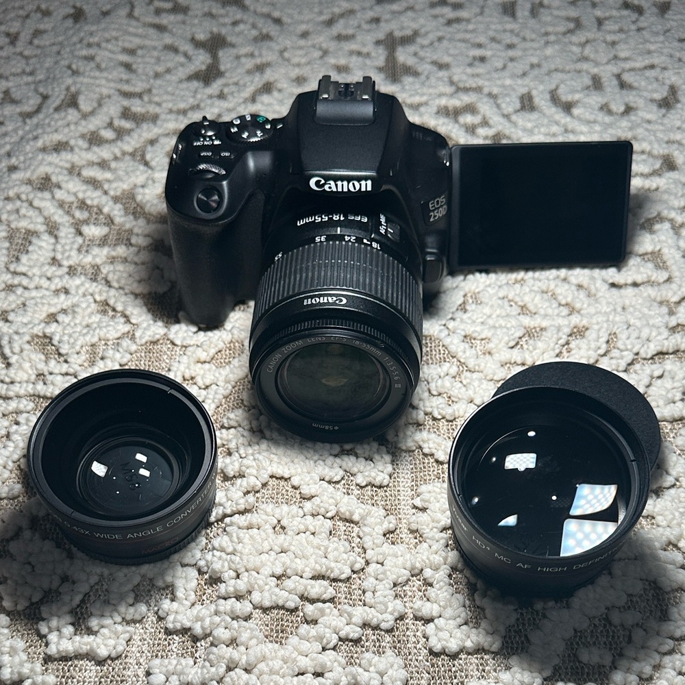 Canon EOS 250D + Camera Backpack Bundle - Picture 9 of 9